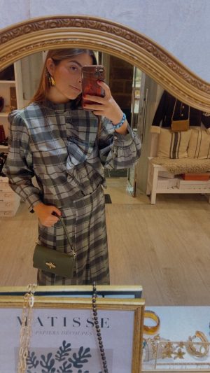 Conjunto cuadros verde falda