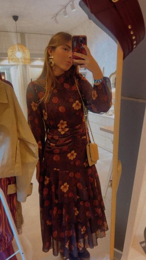 Vestido marron flores gasa