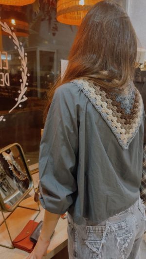 Pico crochet tonos grises y marrones