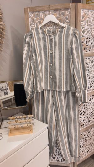 Conjunto rayas tonos grises